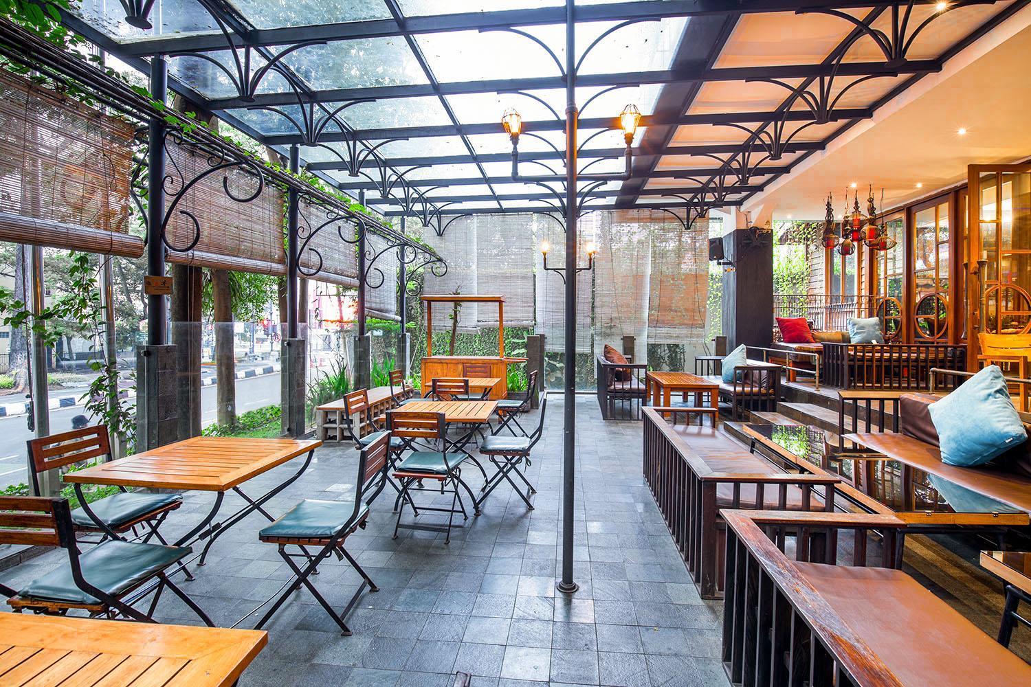 Hotel THE 1O1 Bandung Dago Exterior foto