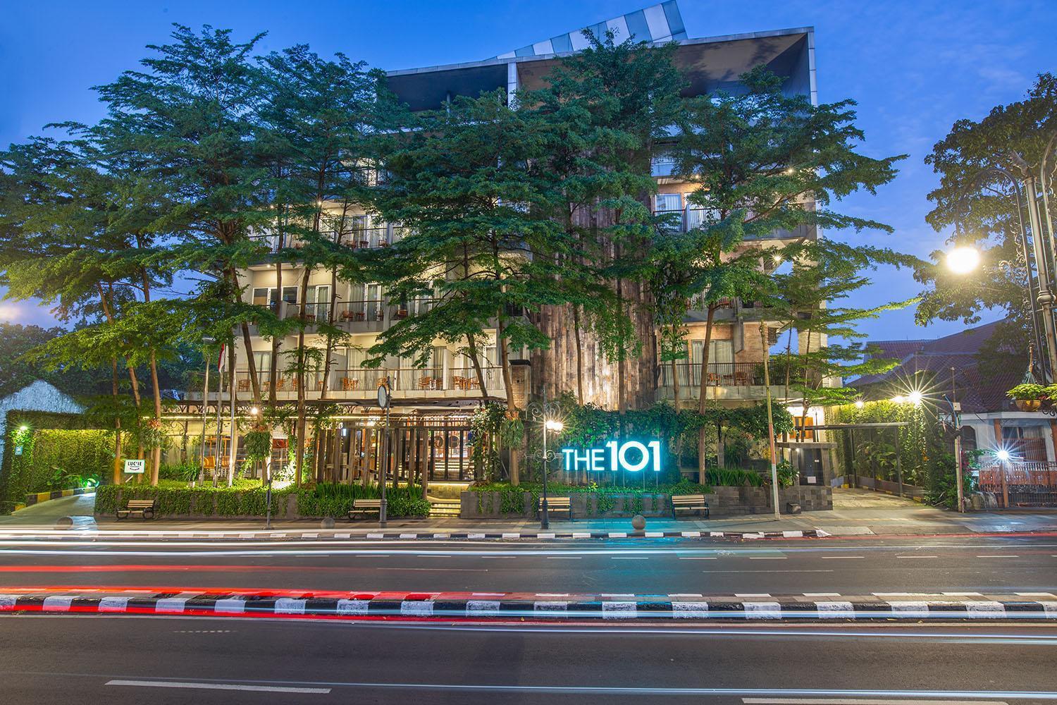 Hotel THE 1O1 Bandung Dago Exterior foto